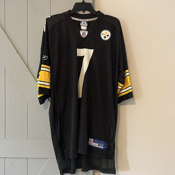 Ben Roethlisberger Steelers Jersey - Picture 4 of 10